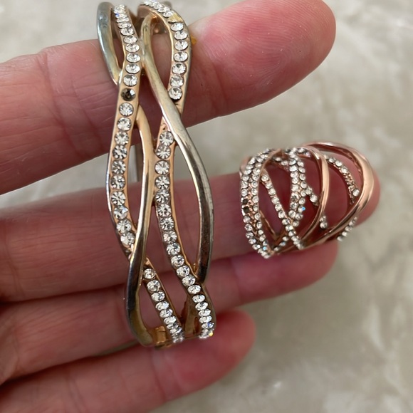 Small bracelet & ring size 6 missing stones gold tone infinity weave vintage - Picture 2 of 10